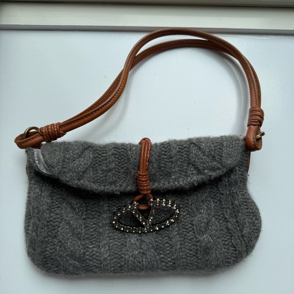 Valentino Gray Cashmere Shoulder Bag - Picture 5 of 10